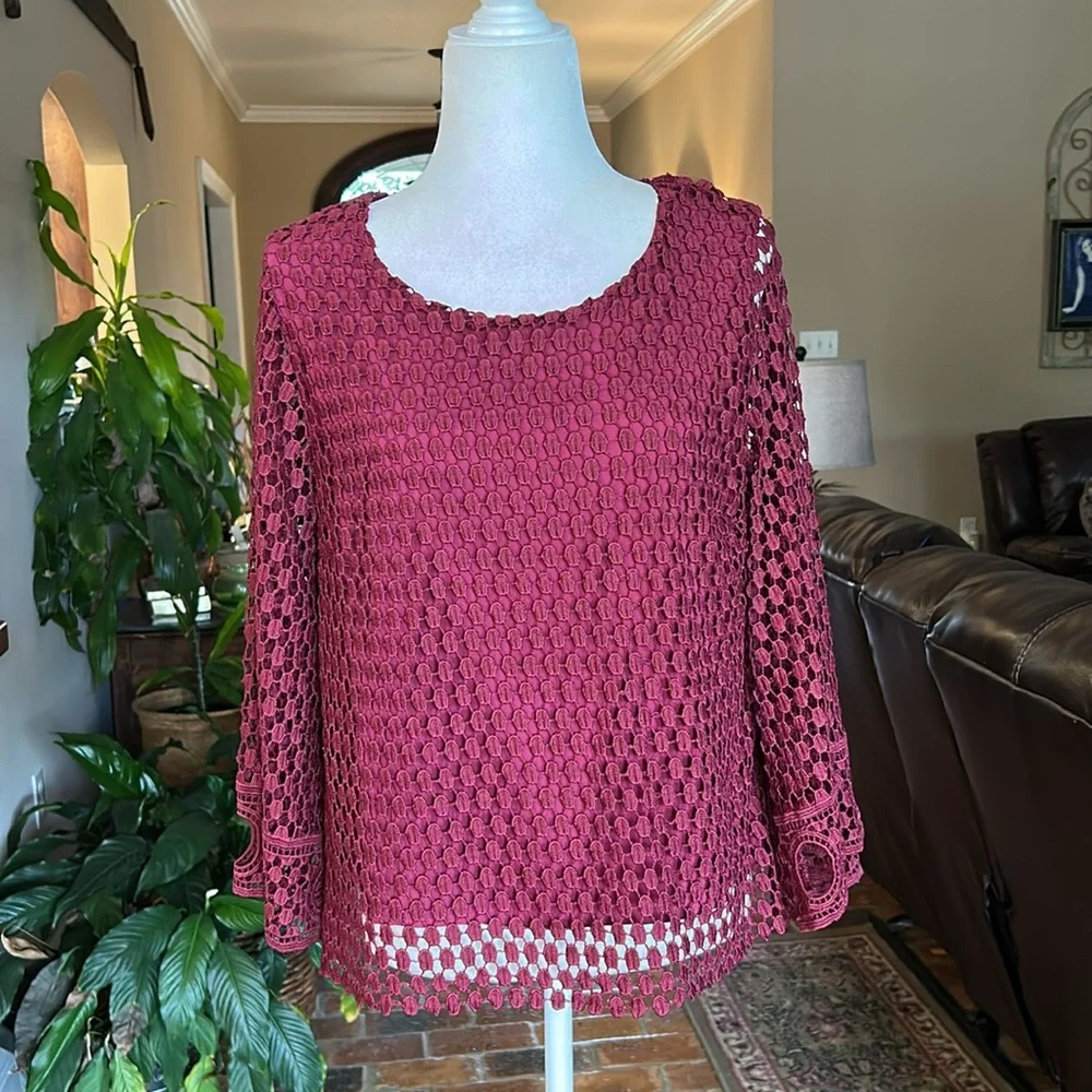 Anthropologie Vanessa Virginia Wine Country Lace Blouse Bell Sleeve size L